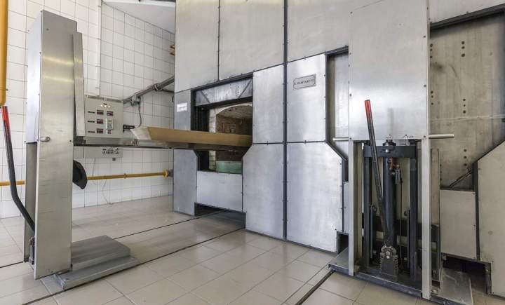 Un organisateur d'inhumation ou de crémation